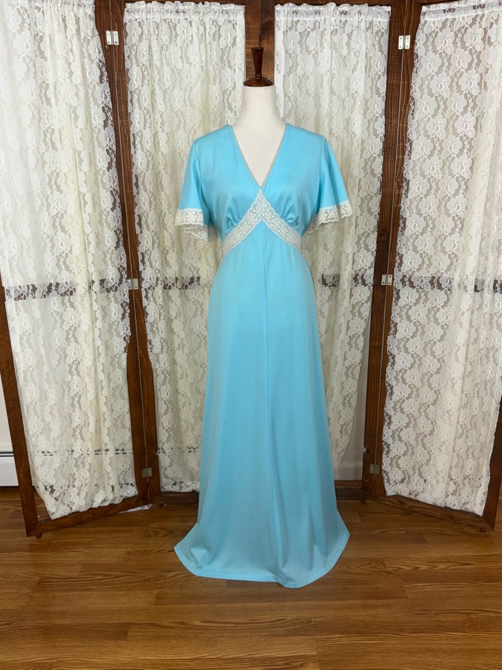 Adorable Vintage 1970s Montgomery Wards Maxi Dress